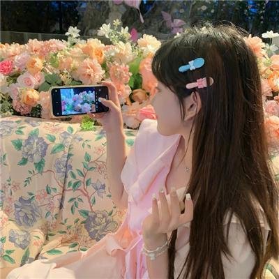 持摄影机的人